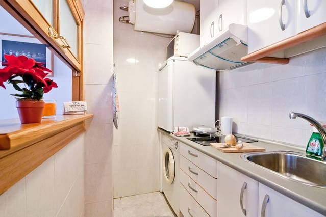 Studio à louer à Justicia, Madrid ville - 1 350 € (Ref: 7235067)