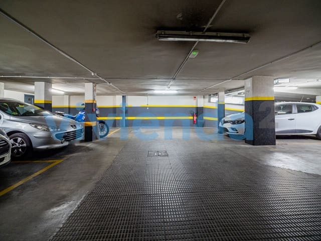 Garage for sale in Ciudad Jardín, Madrid city - € 52,500 (Ref: 7482952)