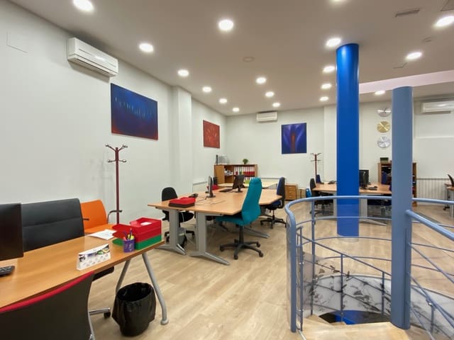 1 slaapkamer Kantoor te huur in Almenara, Madrid stad - € 200 (Ref: 7516318)
