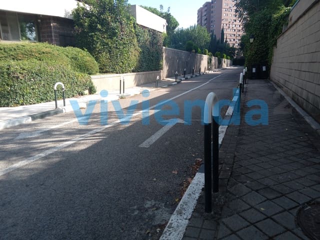 Garage for sale in Castilla, Madrid city - € 40,000 (Ref: 7796930)