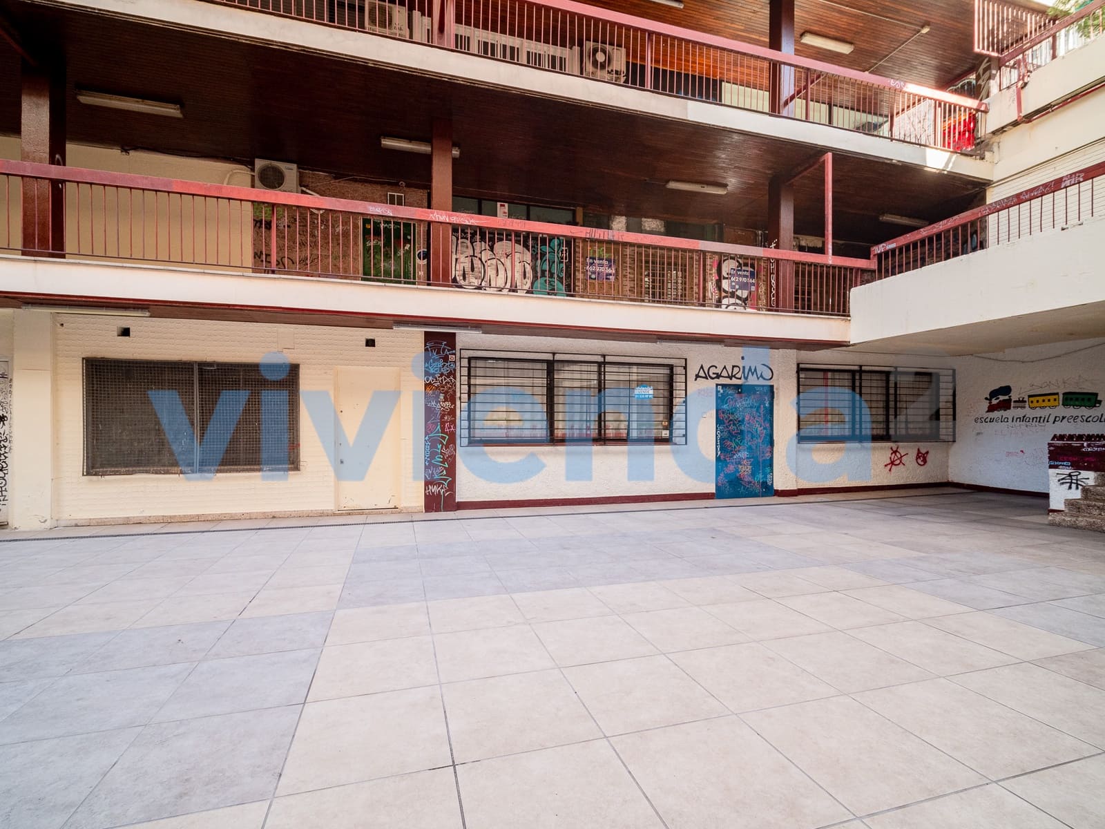 7 soveværelse Virksomhed til salg i Madrid by - € 860.000 (Ref: 8065458)