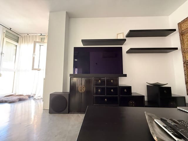 Appartement de 2 chambres à louer à Valdefuentes, Madrid ville avec piscine garage - 1 650 € (Ref: 8250005)