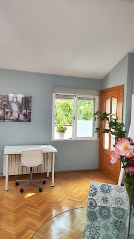 1 quarto Apartamento para arrendar em Salvador, Madrid cidade - 800 € (Ref: 8274095)