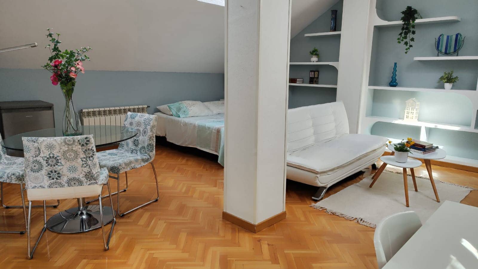 1 quarto Apartamento para arrendar em Madrid cidade - 800 € (Ref: 8274095)