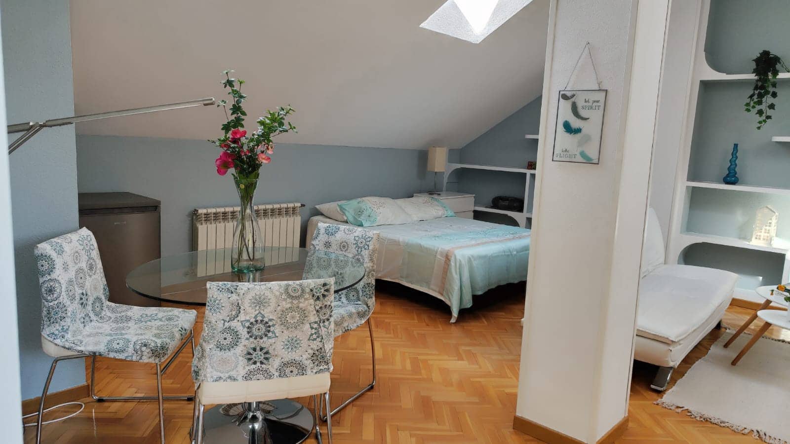 1 quarto Apartamento para arrendar em Madrid cidade - 800 € (Ref: 8274095)