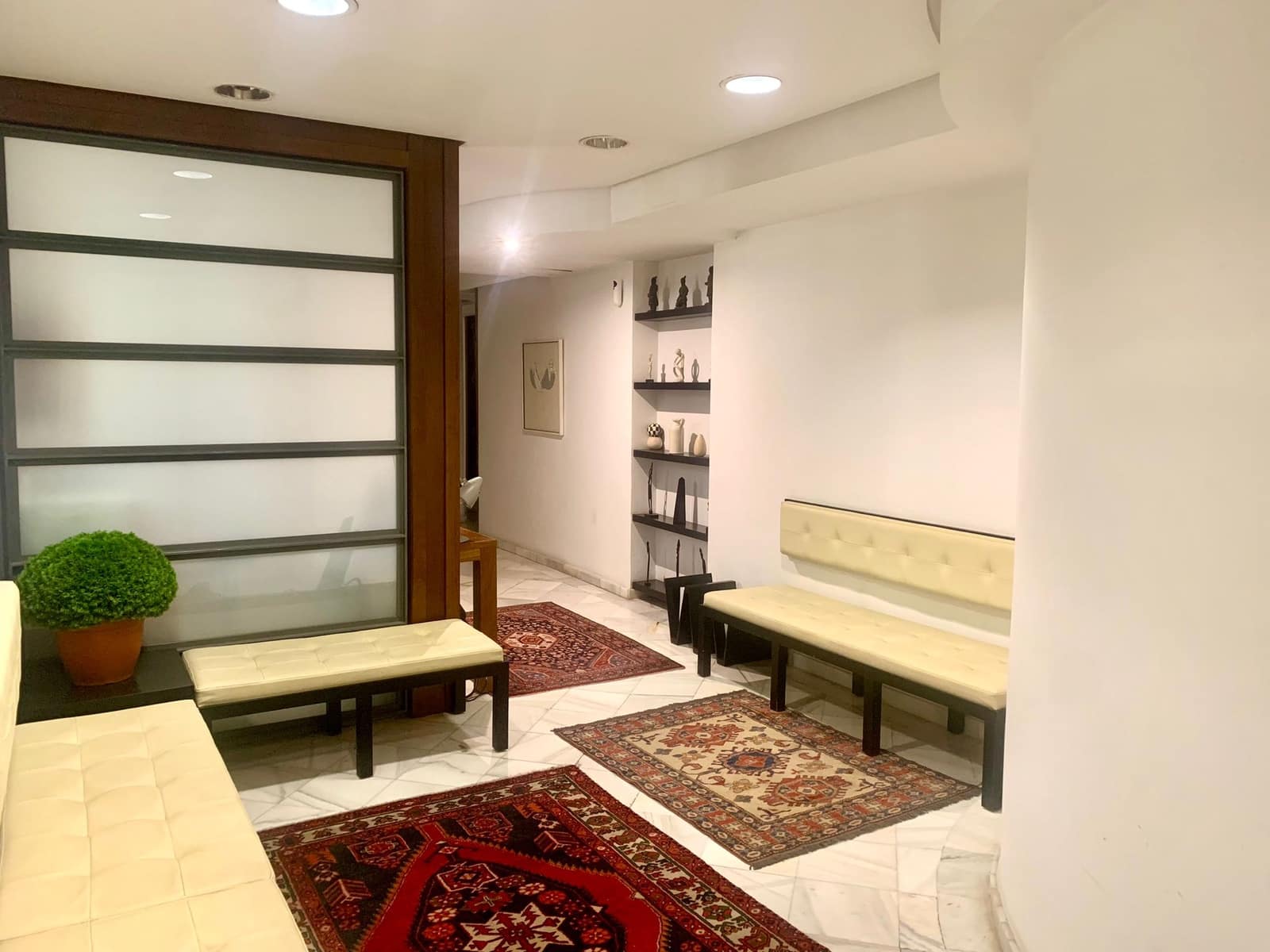 1 soverom Kontor til leie i Madrid by - € 1 000 (Ref: 8295569)