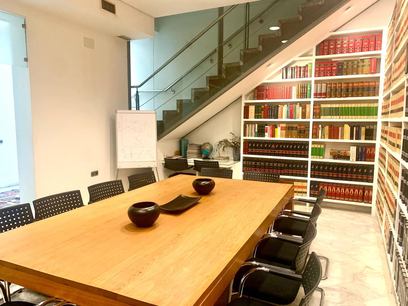 1 soverom Kontor til leie i Madrid by - € 1 000 (Ref: 8295569)