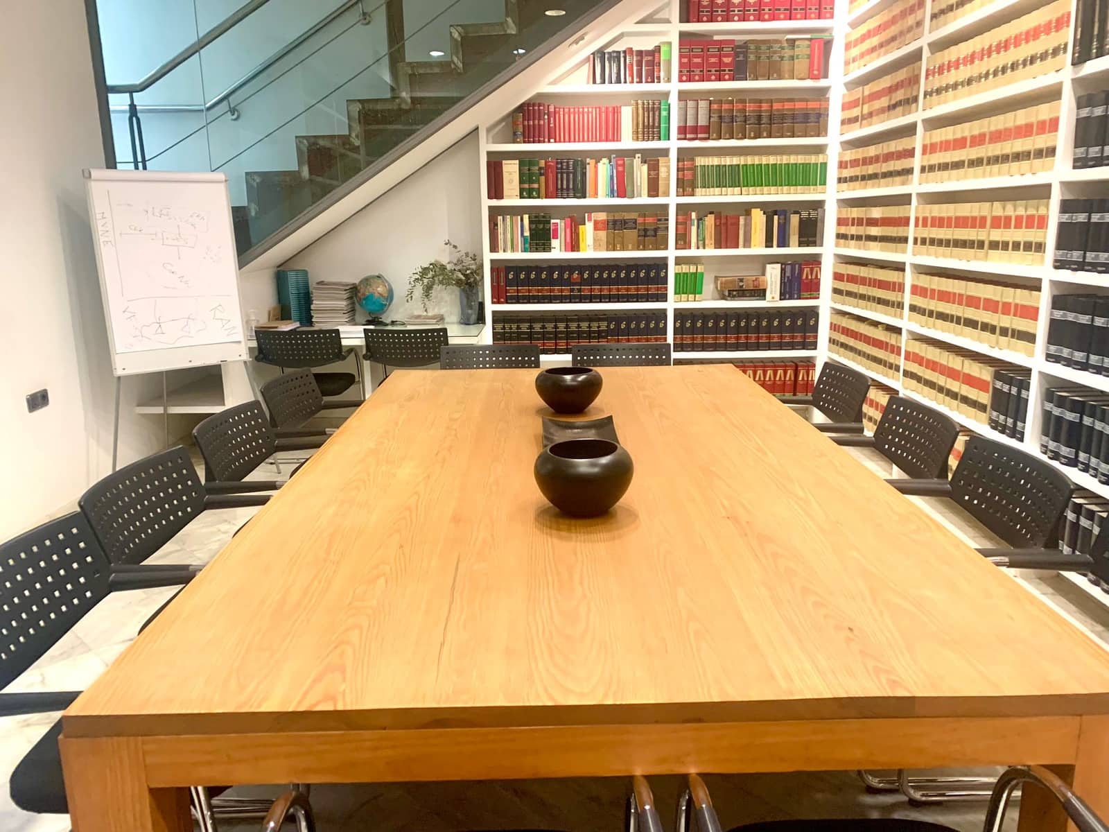 1 soverom Kontor til leie i Madrid by - € 1 000 (Ref: 8295569)