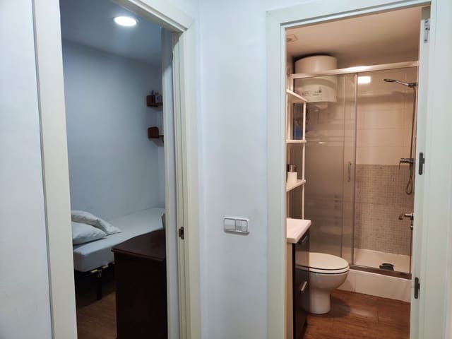 2 bedroom Flat for rent in Castellana, Madrid city - € 1,450 (Ref: 8696425)