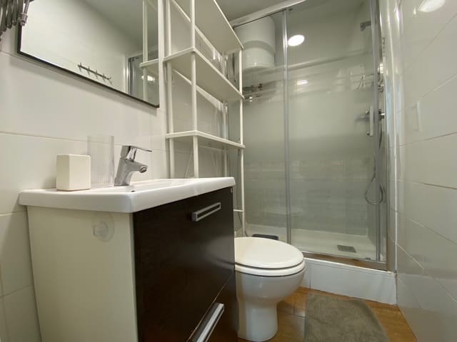 2 soverom Leilighet til leie i Castellana, Madrid by - € 1 380 (Ref: 8696425)