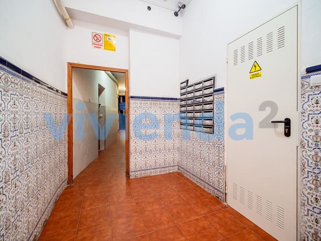 2 soverom Leilighet til salgs i Embajadores, Madrid by - € 235 000 (Ref: 8703678)