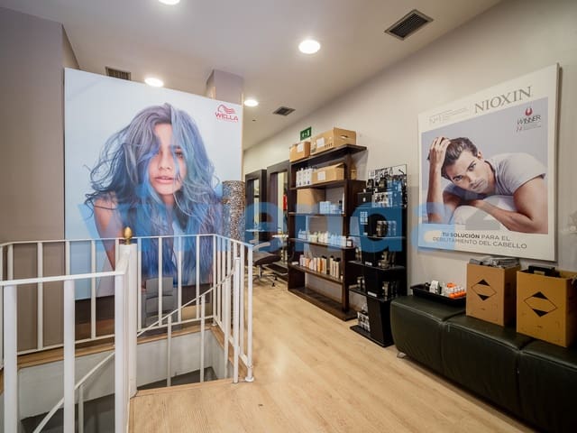 7 slaapkamer Bedrijf te huur in Canillas, Madrid stad - € 2.650 (Ref: 8815526)