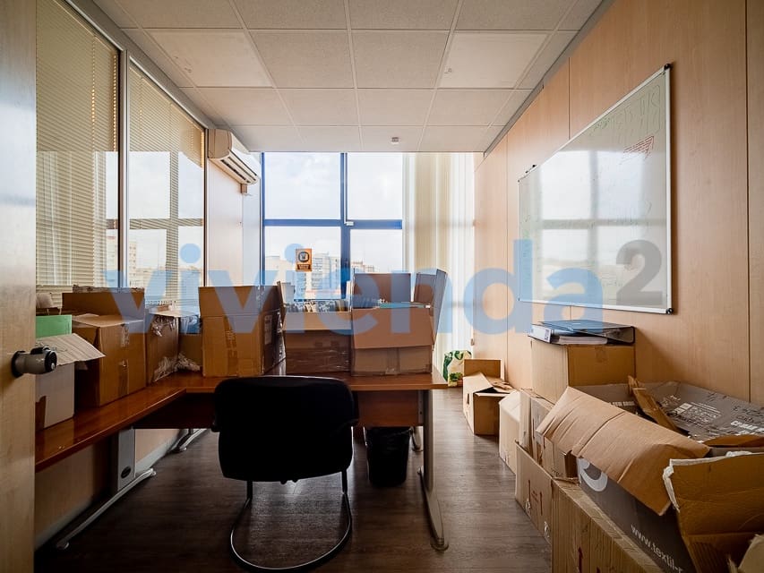 6 camera da letto Azienda da affittare in Madrid citta - 2.700 € (Rif: 8879519)