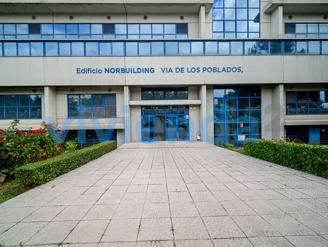 6 slaapkamer Bedrijf te huur in Valdefuentes, Madrid stad - € 2.700 (Ref: 8879519)