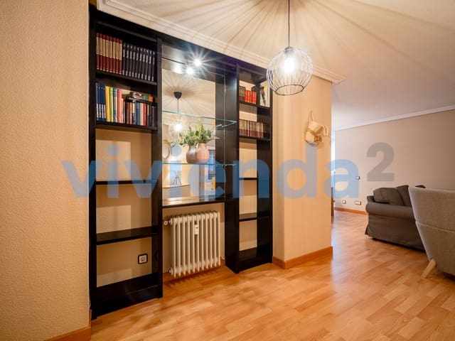 3 sypialnia Mieszkanie do wynajęcia w La Paz, Miasto Madryt z basenem - 2 200 € (Ref: 8910918)