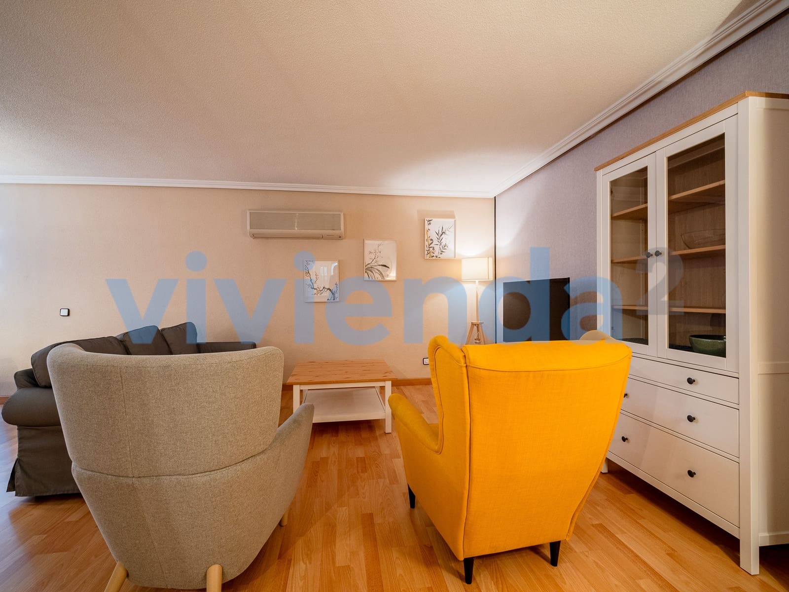 3 sypialnia Mieszkanie do wynajęcia w Miasto Madryt z basenem - 2 200 € (Ref: 8910918)