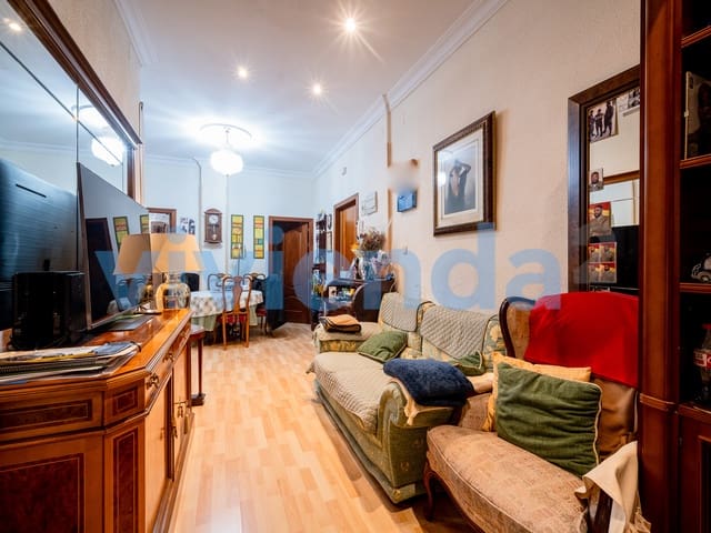 3 bedroom Flat for sale in Chopera, Madrid city - € 318,000 (Ref: 8975939)