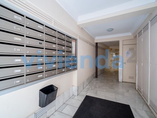 Virksomhed til salg i Cortes, Madrid by - € 170.000 (Ref: 9029386)