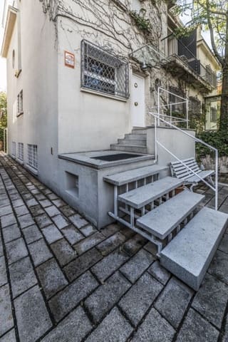 Casa de 4 habitaciones en Hispanoamérica, Madrid ciudad en alquiler con garaje - 4.950 € (Ref: 9029387)