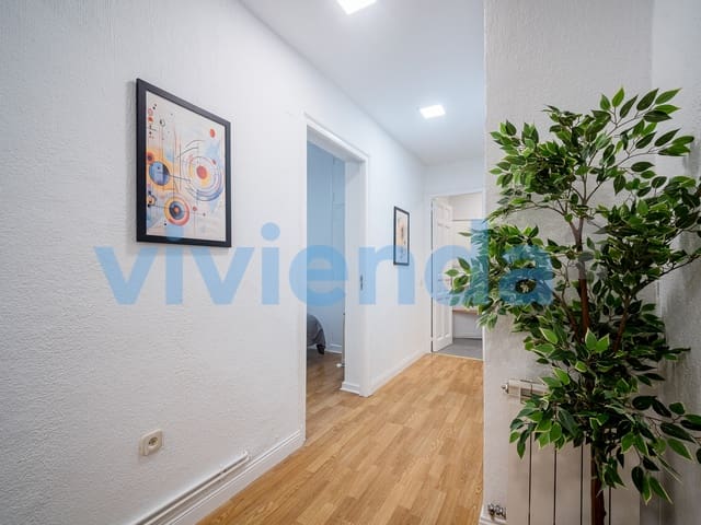 5 soveværelse Lejlighed til leje i Universidad, Madrid by - € 3.000 (Ref: 9032233)