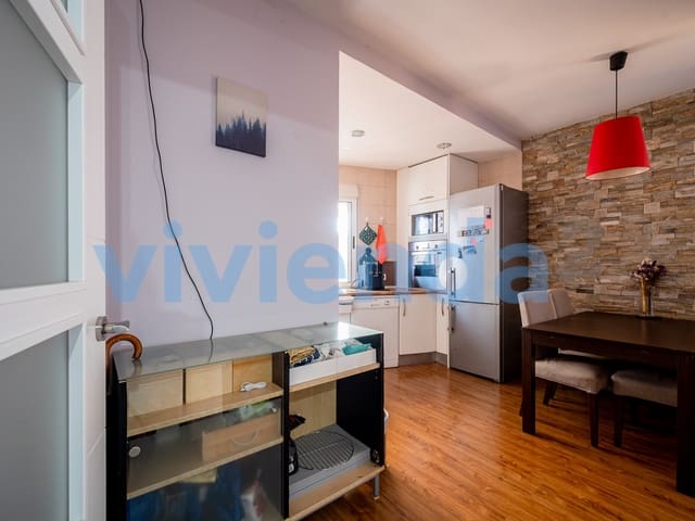 2 soveværelse Penthouse til salg i Valdeacederas, Madrid by - € 399.000 (Ref: 9042065)