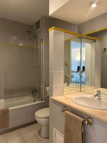 1 sypialnia Mieszkanie do wynajęcia w Embajadores, Miasto Madryt z garażem - 1 250 € (Ref: 9089633)