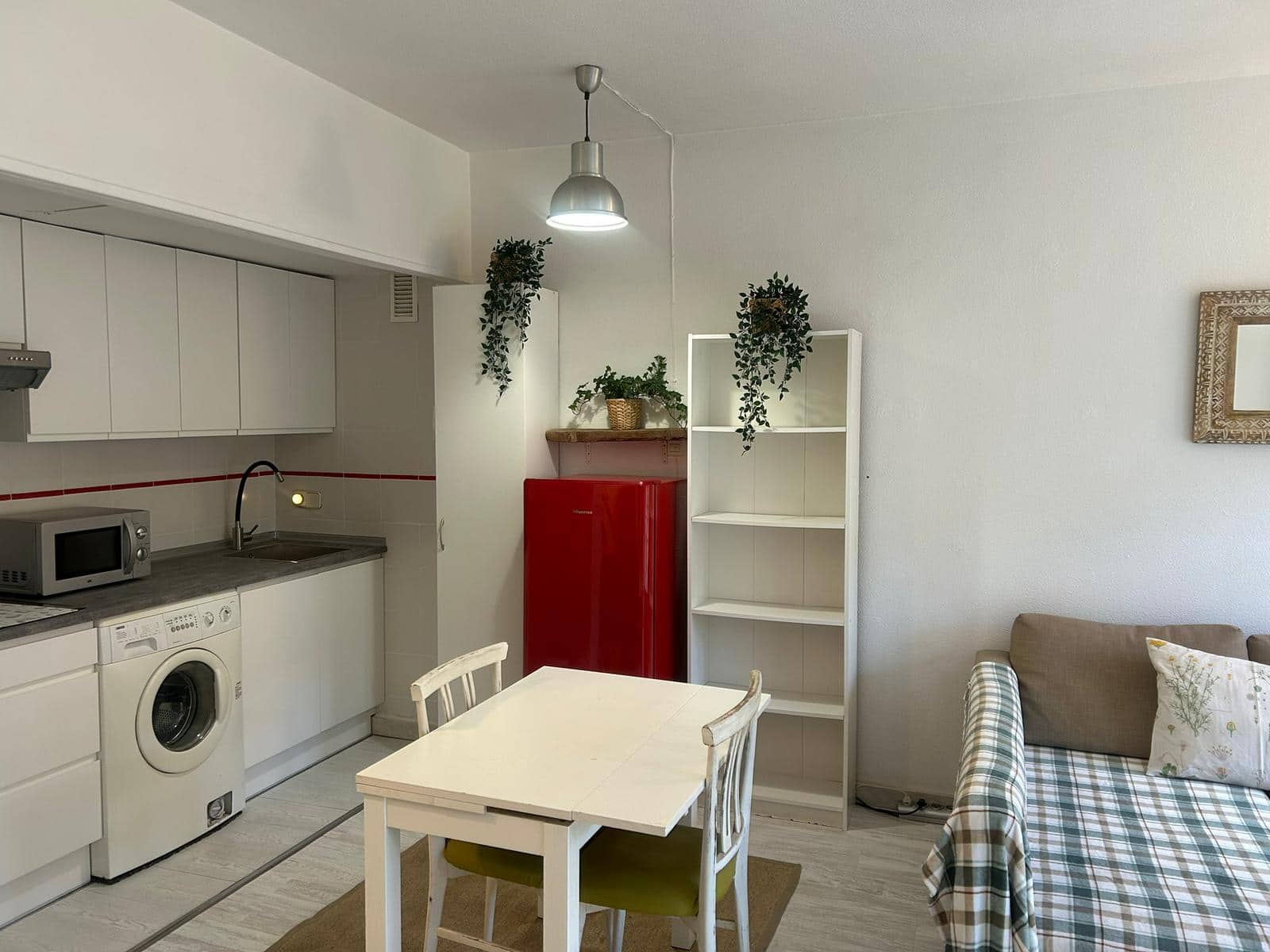 1 sypialnia Mieszkanie do wynajęcia w Miasto Madryt z garażem - 1 250 € (Ref: 9089633)