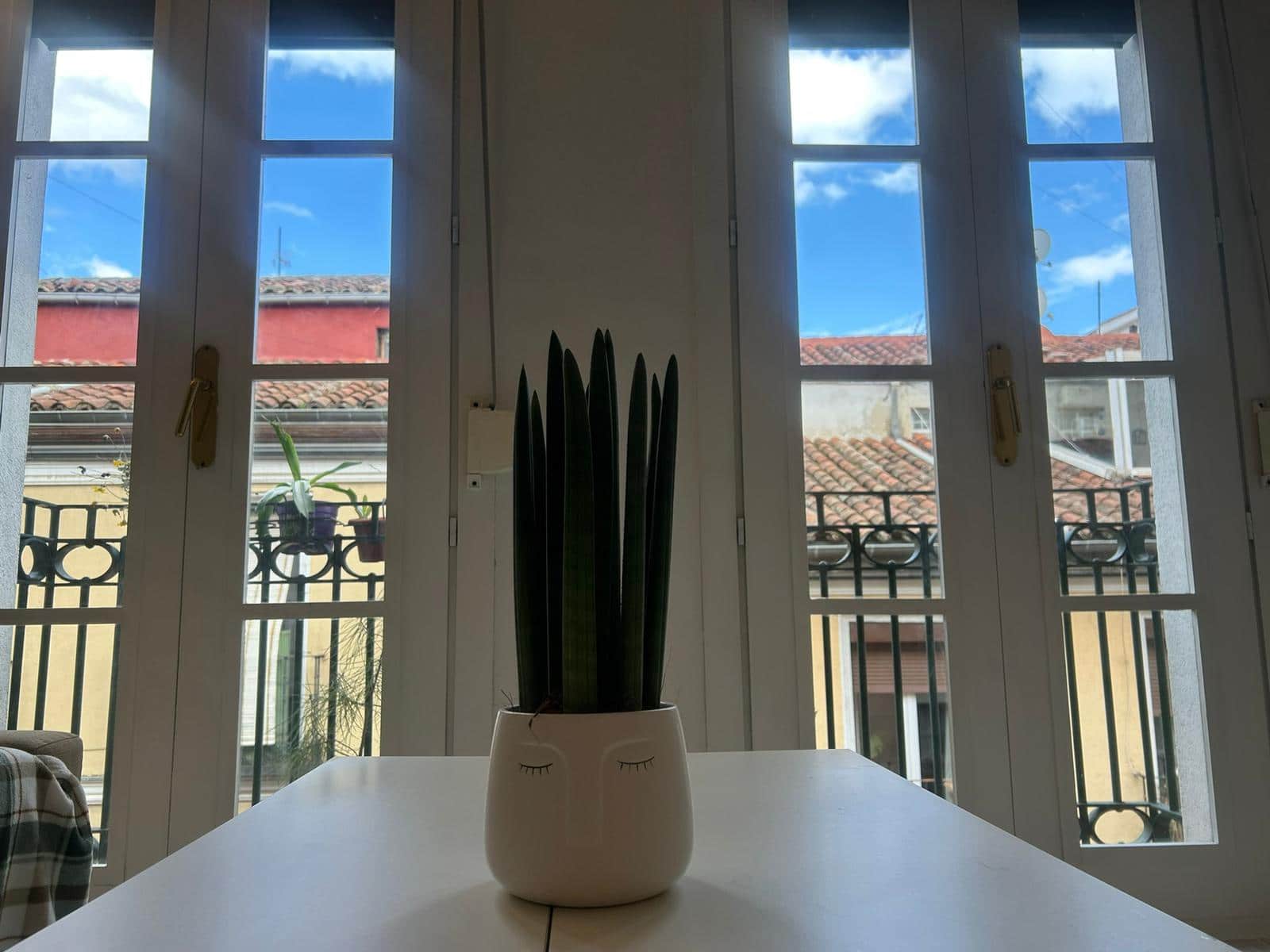 1 sypialnia Mieszkanie do wynajęcia w Miasto Madryt z garażem - 1 250 € (Ref: 9089633)