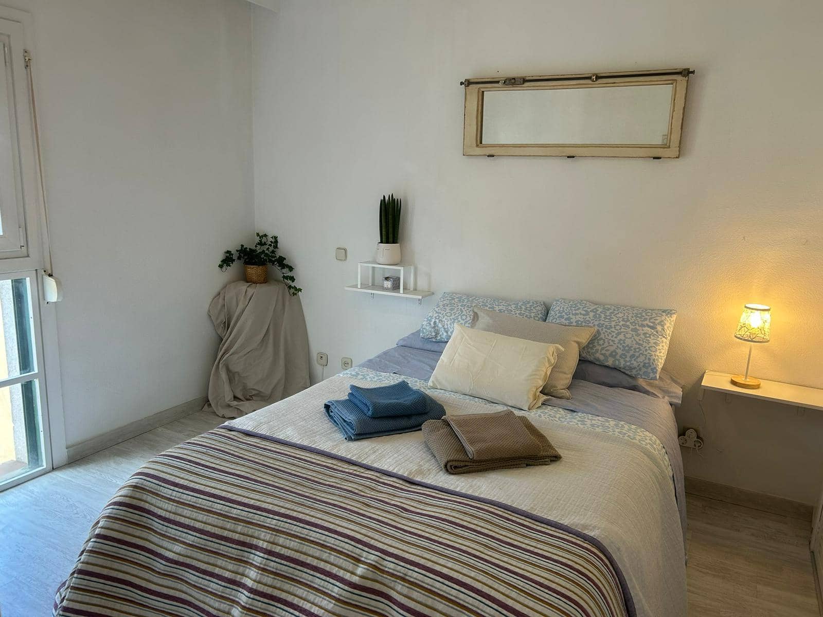 1 sypialnia Mieszkanie do wynajęcia w Miasto Madryt z garażem - 1 250 € (Ref: 9089633)