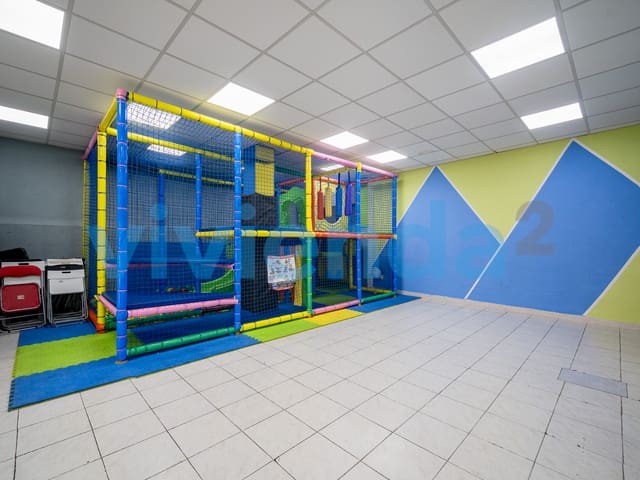 Empresa para venda em Opañel, Madrid cidade - 289 000 € (Ref: 9096014)