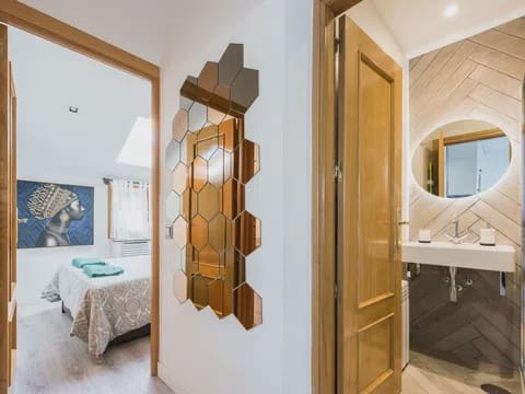 2 slaapkamer Flat te huur in Embajadores, Madrid stad - € 1.350 (Ref: 9110126)