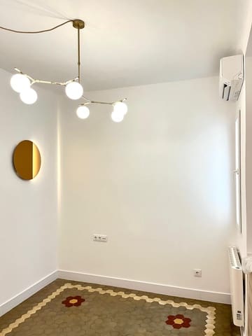 2 soveværelse Lejlighed til leje i Argüelles, Madrid by - € 1.300 (Ref: 9112193)