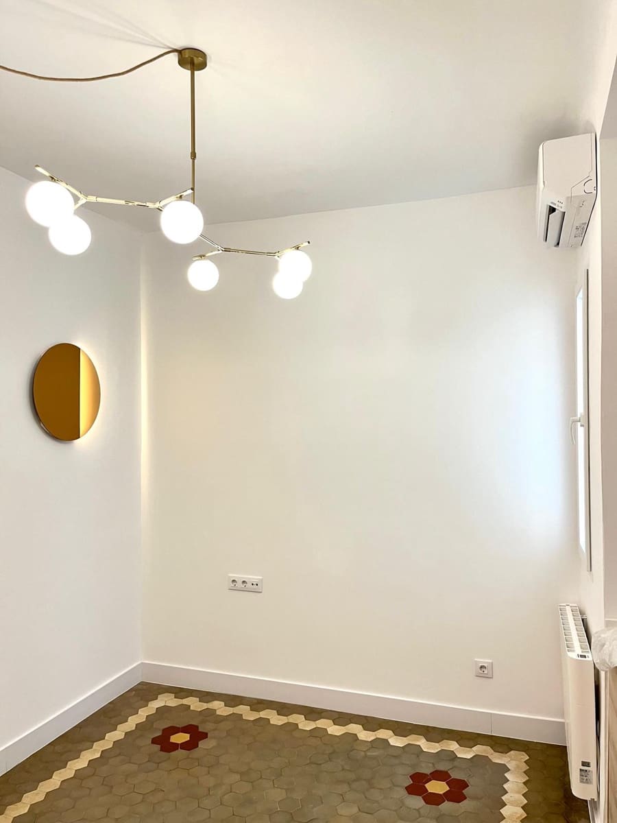 2 soveværelse Lejlighed til leje i Madrid by - € 1.300 (Ref: 9112193)