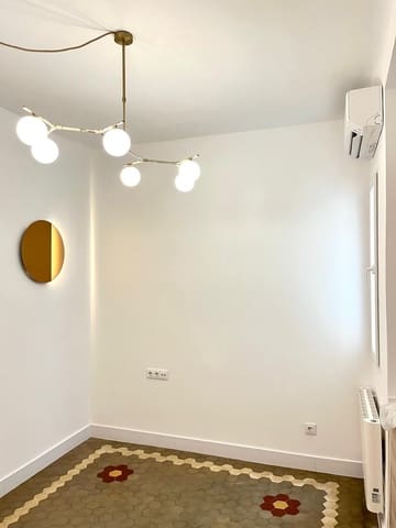 2 soveværelse Lejlighed til leje i Argüelles, Madrid by - € 1.300 (Ref: 9112193)