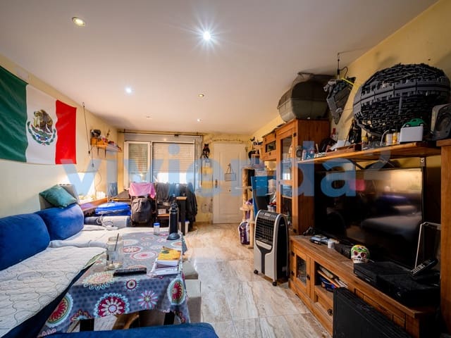 2 soveværelse Byhus til salg i Entrevías, Madrid by - € 226.000 (Ref: 9117008)