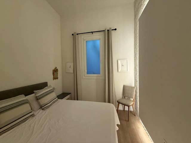 1 soveværelse Lejlighed til leje i Embajadores, Madrid by - € 1.350 (Ref: 9153798)