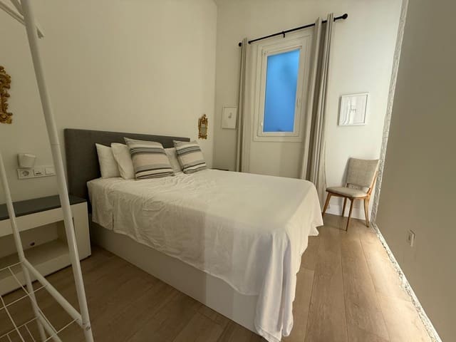 1 soveværelse Lejlighed til leje i Embajadores, Madrid by - € 1.350 (Ref: 9153798)