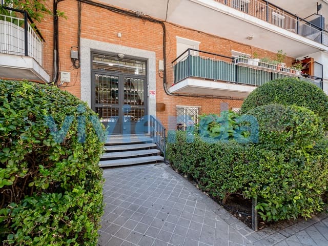 3 camera da letto Appartamento in vendita in Pinar del Rey, Madrid città - 425.000 € (Rif: 9156062)