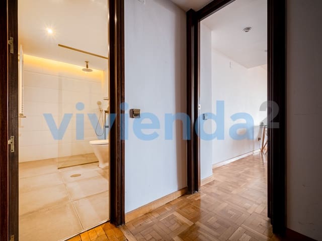 Studio til leje i Argüelles, Madrid by - € 1.600 (Ref: 9165624)