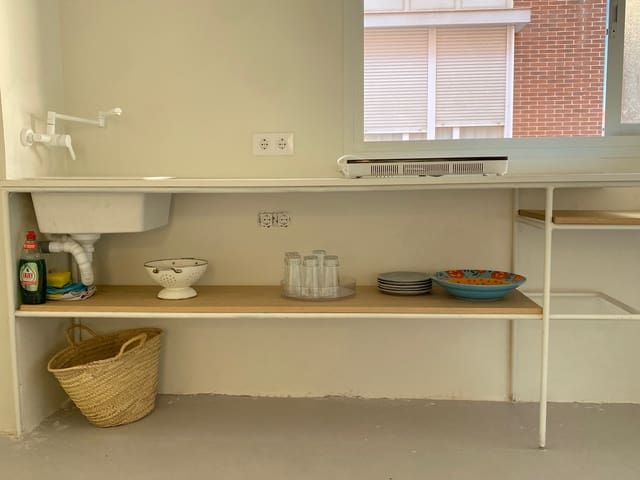 1 soveværelse Lejlighed til leje i Berruguete, Madrid by - € 895 (Ref: 9169437)