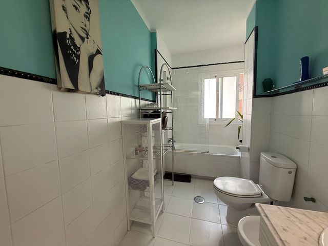 2 slaapkamer Flat te huur in Atalaya, Madrid stad met garage - € 1.800 (Ref: 9228432)