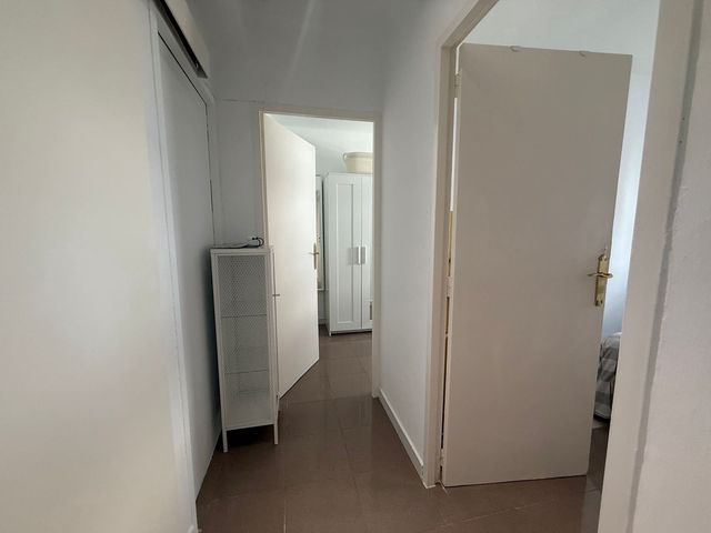 2 slaapkamer Flat te huur in Atalaya, Madrid stad met garage - € 1.800 (Ref: 9228432)