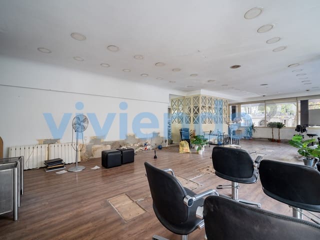 Business for sale in Castellana, Madrid city - € 2,230,000 (Ref: 9291231)