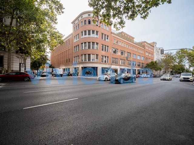 Business for sale in Castellana, Madrid city - € 2,230,000 (Ref: 9291231)