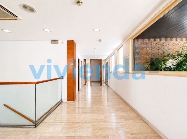 Business for sale in Castellana, Madrid city - € 1,898,000 (Ref: 9291231)