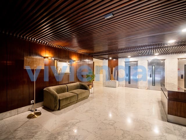 5 soverom Kontor til salgs i Rios Rosas, Madrid by - € 790 000 (Ref: 9296704)