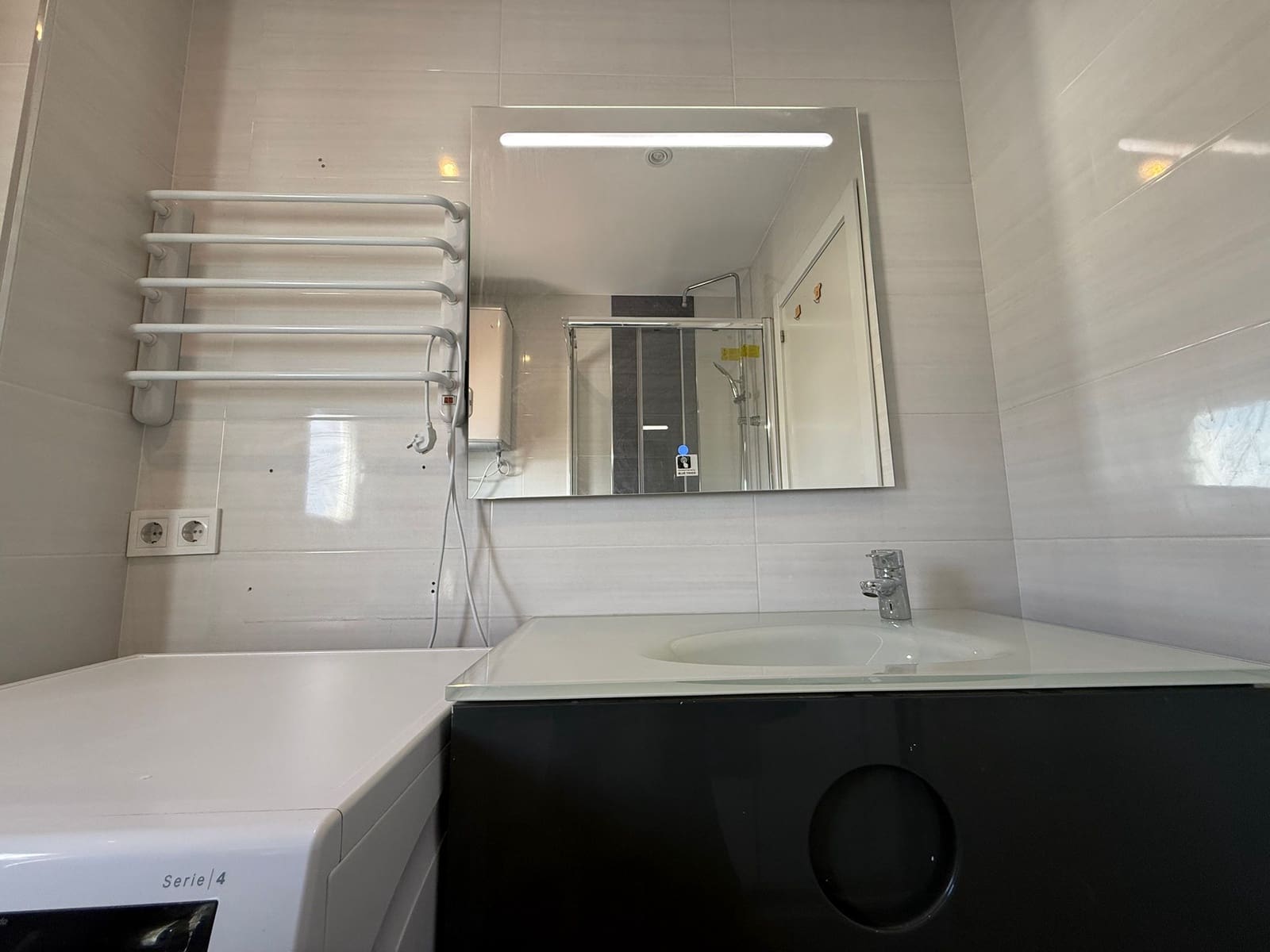 Studio for rent in Madrid city - € 1,100 (Ref: 9303265)