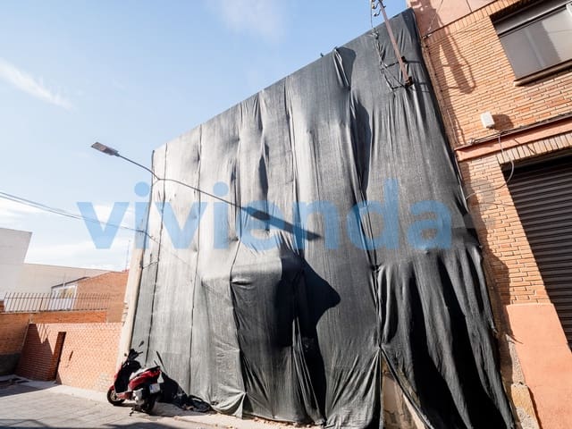 4 bedroom Office for sale in Pueblo Nuevo, Madrid city - € 1,149,000 (Ref: 9317600)