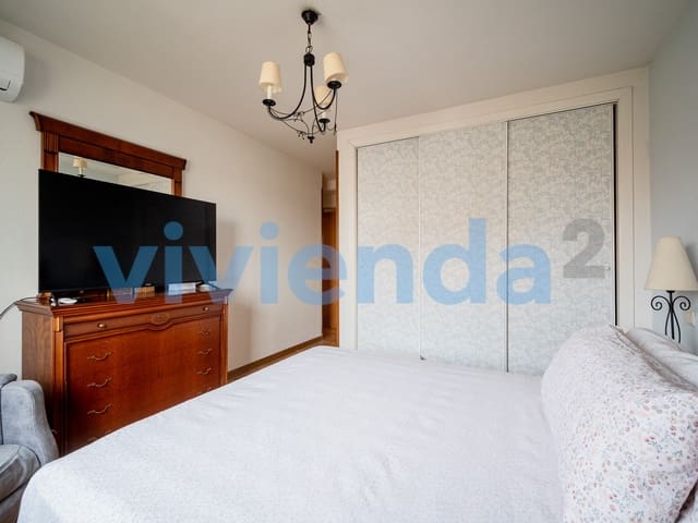 5 bedroom Flat for sale in Arcos, Madrid city with pool garage - € 596,000 (Ref: 9322552)