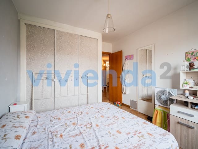 5 bedroom Flat for sale in Arcos, Madrid city with pool garage - € 596,000 (Ref: 9322552)